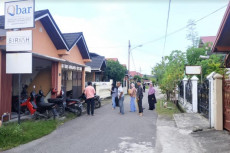 Gempa 5,3 SR Guncang...