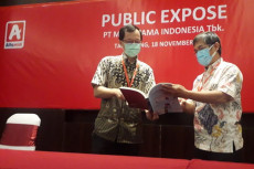 Pengunjung Alfamidi...