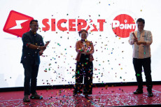 SiCepat Ekspres Makin...