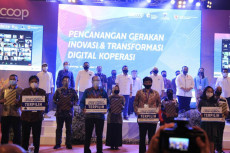 UMKM dan Koperasi Terus...