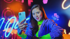 Bikin Foto Malam Anti...