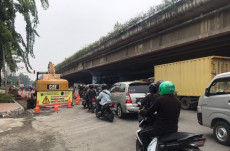 Imbas Proyek Crossing...