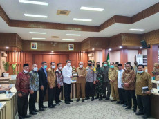 Pembangunan Aceh Harus...