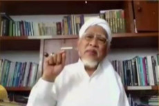 Sambil Menangis Gus...