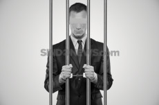 ICW Prihatin Hanya 5...
