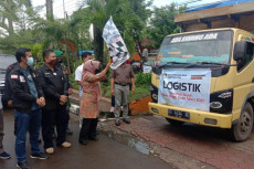 KPU Gowa Distribusikan...