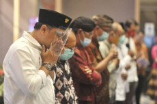 Jaga Surabaya dari Paparan...