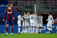 Juventus Gilas Barcelona,...