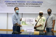 Angkasa Pura I Salurkan...