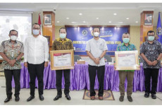 Pilkada Sukses, KPU...