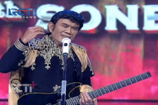 Rhoma Irama Tandai 50...