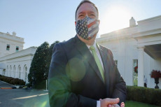 Pompeo: Iran Bisa Makin...