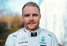 Senangnya Valtteri Bottas...