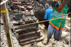Diduga Bangunan Candi,...