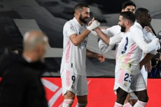 Di Mata Zidane, Benzema...
