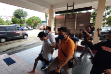 Penganut Ilmu Hitam?...