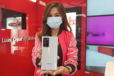 4 Manfaat Memakai eSIM...