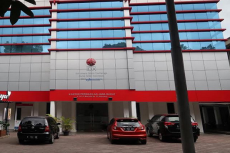 Tembus Rekor Tertinggi,...
