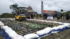 9.271 Botol Miras Dimusnahkan,...