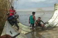 Tim Gabungan Datangi...