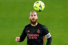 Agen Sergio Ramos Geram...