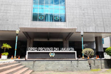 Ketua DPRD DKI Sengaja...