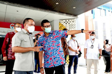 Bertemu Sandiaga Uno,...