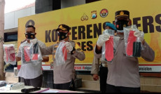 Rebutan Pacar Ternyata...