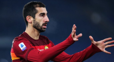 Mkhitaryan Mengaku Mendapat...