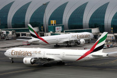 Emirates Bantah Skors...