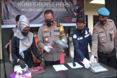 Kenal di Tik Tok dan...