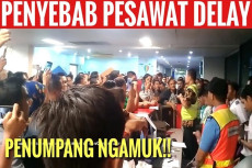 Pesawat Suka Delay,...