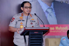 Rombak Direksi Pindad,...