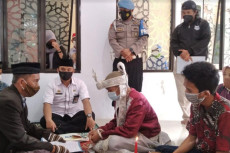 Tersandung Kasus Curas,...