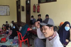 Polisi Amankan 18 Imigran...
