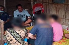 6 Anak Laki-Laki di...