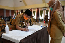 29 Kepala PD Lutra Teken...
