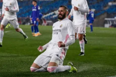 Benzema Tegaskan Perburuan...