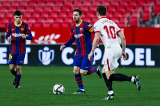 Barcelona Tersungkur...