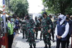 Panglima TNI Tinjau...
