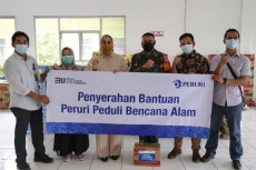 Peruri Salurkan Bantuan...