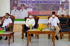 Kades di Kobar Harus...