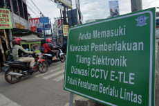 Sistem Tilang Elektronik...