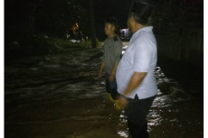 Tanggul Citarum Jebol,...