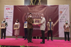Askrindo Syariah Raih...
