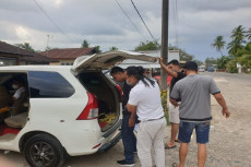 Tipu Warga Rp500 Juta,...