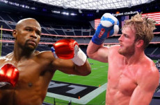 Mayweather vs Logan...