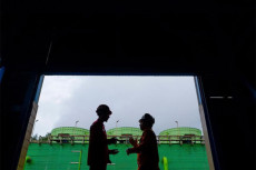 PLN Raih Renewable Energy...