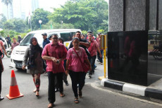 Razman Arif Nasution,...