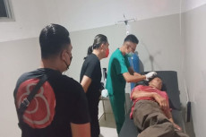 Lansia 72 Tahun Kritis,...